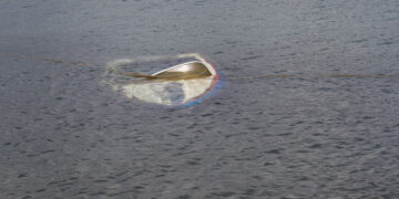 Affonda piccola barca al largo di Fort Rinella