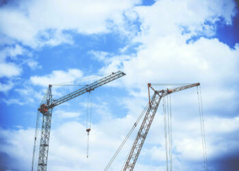 Il boom incontrollato del settore edilizio potrebbe condurre a un disastro economico