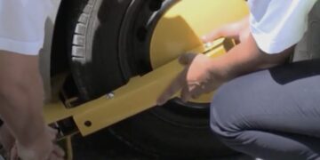 Tornano le ganasce per le auto con targa estera