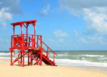 Bagnino-eroe salva bambina di cinque anni a Marsaxlokk