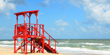 Bagnino-eroe salva bambina di cinque anni a Marsaxlokk