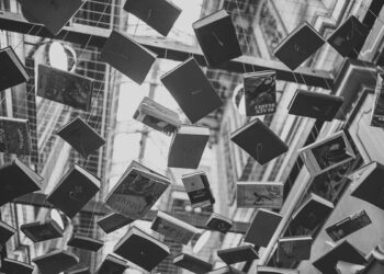 In due anni i consumi delle famiglie sono cresciuti, ma sono calati quelli culturali