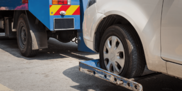 Veicoli abbandonati per strada, i proprietari hanno fino al 27 settembre per farsi avanti