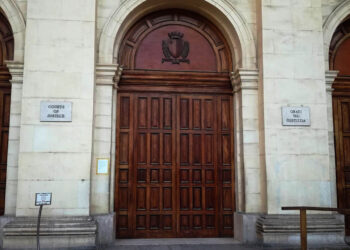 Ingresso del tribunale a Valletta