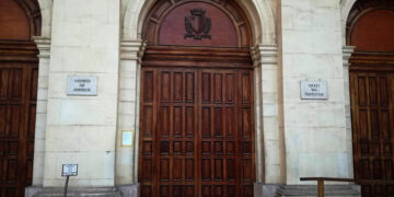 Ingresso del tribunale a Valletta