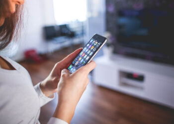 Internet, telefonia, tv e posta: cresce la soddisfazione generale, ma alcuni lamentano disservizi ed errori nelle bollette