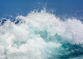 Mare grosso, spostato attracco dei traghetti per Gozo e possibile cancellazione delle corse