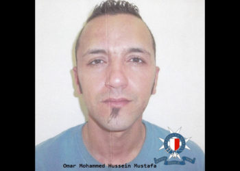 Due ricercati per tentato omicidio