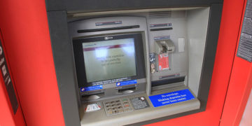 Bancomat: aumentano le spese di prelievo da banche diverse dalla propria