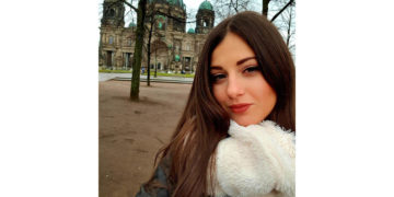 Muore in ospedale la modella Christa Formosa, coinvolta in un incidente d’auto a Burmarrad