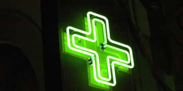 Lanciata una raccolta firme per l’apertura di farmacie notturne
