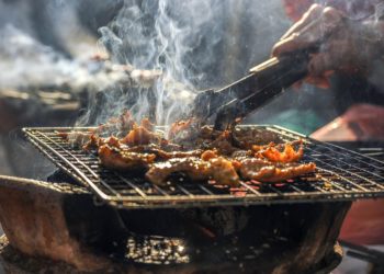 Fare un barbecue in spiaggia a Malta: quali permessi servono e come otternerli