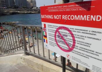 Sliema divieto di balneazione