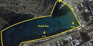 xlendi bay divieto di balneazione