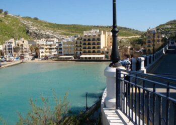 Xlendi Bay, Gozo