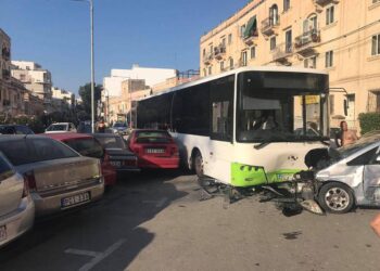 autobus incidente a msida