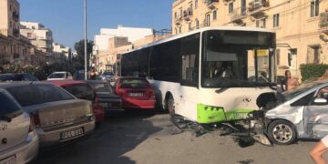 autobus incidente a msida