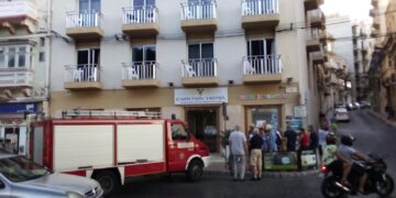 incendio albergo gzira