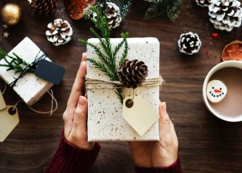 Villaggi incantati, spettacoli, cori, prodotti artigianali e decorazioni: in arrivo i mercatini di Natale