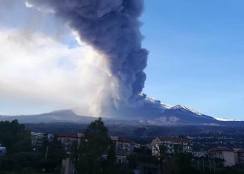 etna eruzione catania