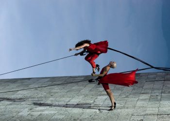 Uno spettacolo mozzafiato tutto italiano: Full Wall, il meglio della danza verticale