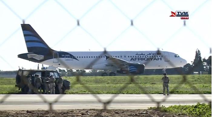 Dirottamento aereo su Malta