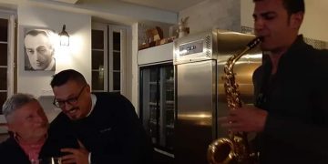 Cameriere, attore di teatro o capo del marketing? Alessandro Voccia si racconta