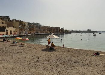 Inaugurata la nuova spiaggia di Birzebugga, con sabbia naturale