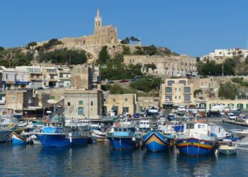 gozo mgarr porto barche-min