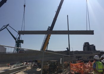 Travi di cemento giganti in volo su Marsa: ecco perchè…