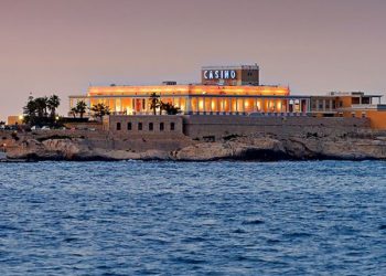 Casinò Dragonara, affitto rinnovato per 64 anni: operatori gaming in rivolta