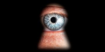 buco della serratura guardone