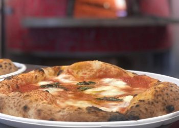 Che cosa è una pizza napoletana a Malta? Sfide e segreti