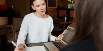 manager donna lavoratrice lavoro ufficio business