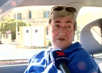 Pensionata e molto malata, Maria ha vissuto un anno e mezzo nella propria auto: ora ha trovato (temporaneamente) casa