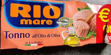 Salute pubblica: tonno Rio Mare richiamato per tracce di plastica
