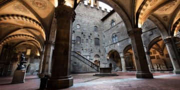 Capolavori di scultura, arti decorative e marmi policromi: i Musei del Bargello