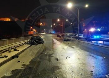 Incidente mortale nella notte, coinvolte due macchine e due moto