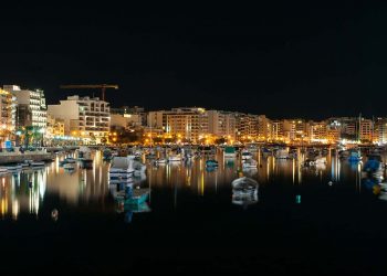 notte gzira lungomare sliema strand