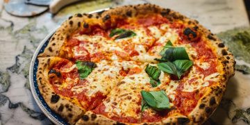 pizza pizzeria food