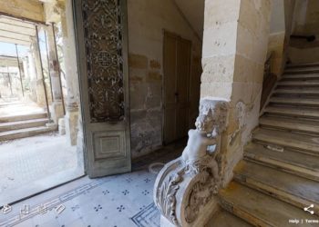 Tour virtuale 3D della villa della Regina Elisabetta II