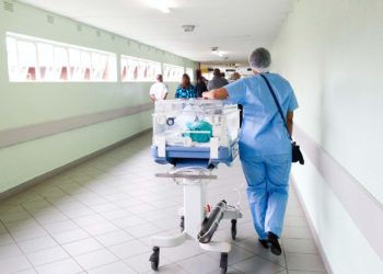 ospedale paziente malato infermieri