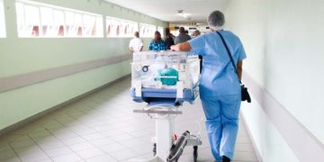 ospedale paziente malato infermieri