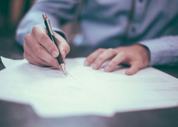 L’avvocato risponde – Alcune delucidazioni sui contratti di lavoro dipendente