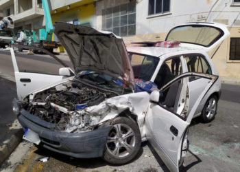 Un uomo e una donna ricoverati in pericolo di vita per incidente automobilistico