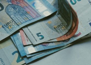 Sussidi salariali estesi fino al mese di giugno