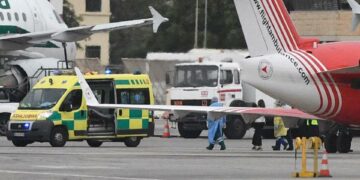 Morto di COVID-19 in India: la moglie e la figlia tornano a Malta