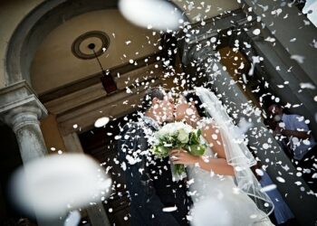 Movida light, non ci saranno concerti e feste. “Sì” ai matrimoni, ma solo con un rigido protocollo da seguire