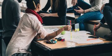Si investe su formazione, sport e gioventù
