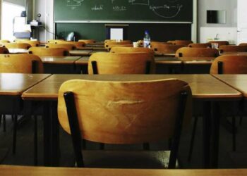 Fuga dalla scuola, il ministro Caruana corre ai ripari: «Investiamo sui nostri figli»